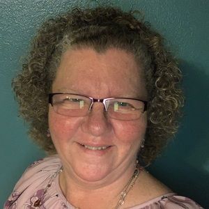 Meet your Posher, Deborah